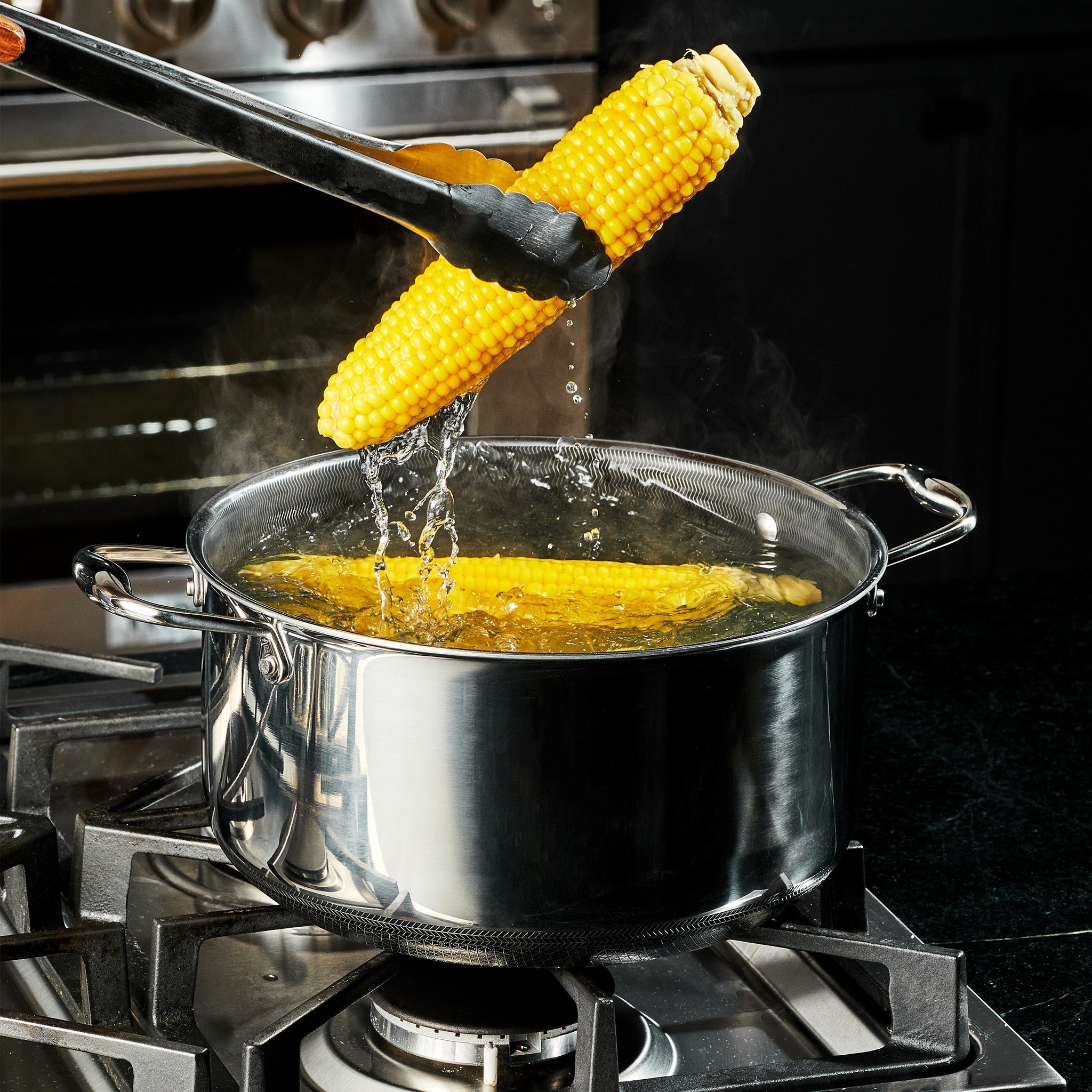 Hybrid Stock Pot With Lid, 8-Qt